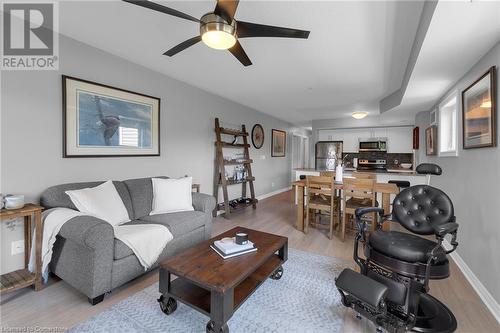 10 Brandy Lane Unit# 201, Collingwood, ON - Indoor Photo Showing Living Room