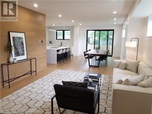 Great Room. Living and dining areas off of kitchen - 5427 Anthony Place, Burlington, ON - Indoor Photo Showing Living Room