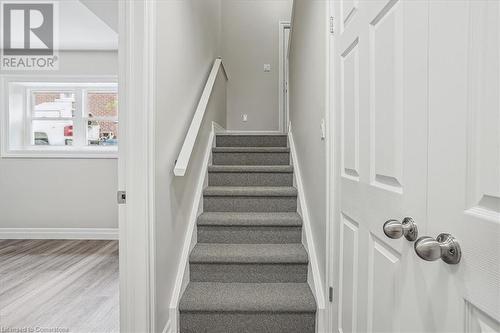 38 Viewpoint Avenue, Hamilton, ON - Indoor Photo Showing Other Room