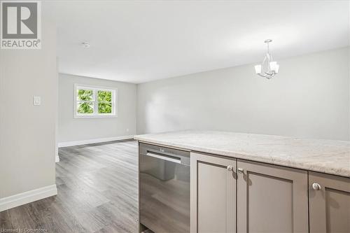 38 Viewpoint Avenue, Hamilton, ON - Indoor Photo Showing Other Room