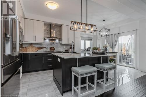 4063 Healing Street, Beamsville, ON - Indoor Photo Showing Kitchen With Upgraded Kitchen