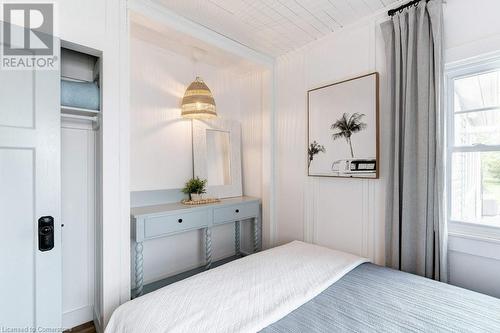 241 Beechwood Avenue, Crystal Beach, ON - Indoor Photo Showing Bedroom