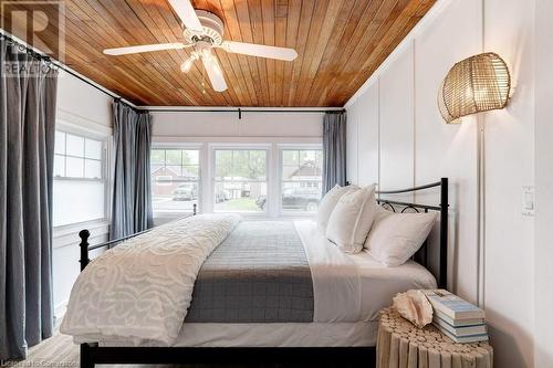 241 Beechwood Avenue, Crystal Beach, ON - Indoor Photo Showing Bedroom