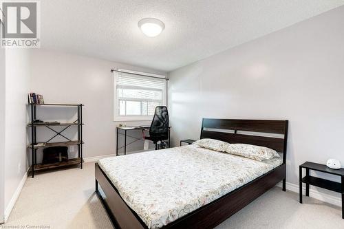 665 Francis Road Unit# 2, Burlington, ON - Indoor Photo Showing Bedroom