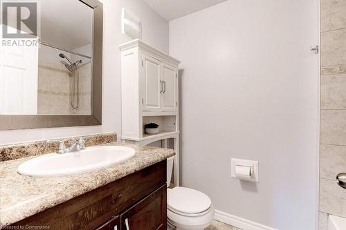 665 Francis Road Unit# 2, Burlington, ON - Indoor Photo Showing Bathroom