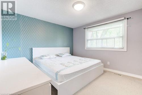 665 Francis Road Unit# 2, Burlington, ON - Indoor Photo Showing Bedroom