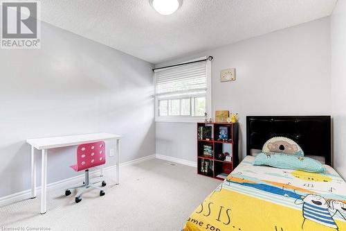 665 Francis Road Unit# 2, Burlington, ON - Indoor Photo Showing Bedroom