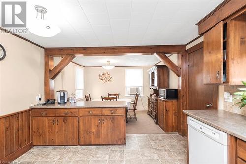 606 Broad Street W, Haldimand County, ON - Indoor Photo Showing Kitchen