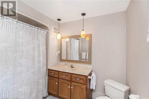 606 Broad Street W, Haldimand County, ON - Indoor Photo Showing Bathroom