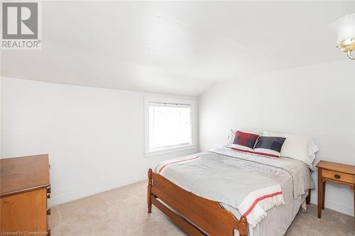 606 Broad Street W, Haldimand County, ON - Indoor Photo Showing Bedroom