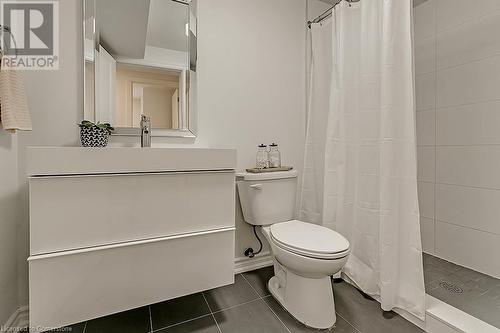 93 Shadyside Avenue Unit# Lower, Hamilton, ON - Indoor Photo Showing Bathroom