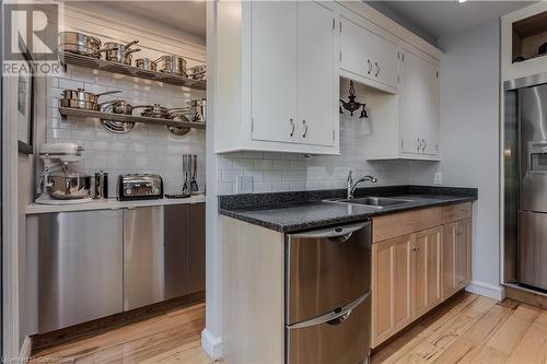 236 Donnelly Drive, Mississauga, ON - Indoor Photo Showing Kitchen With Double Sink