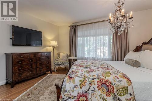 236 Donnelly Drive, Mississauga, ON - Indoor Photo Showing Bedroom