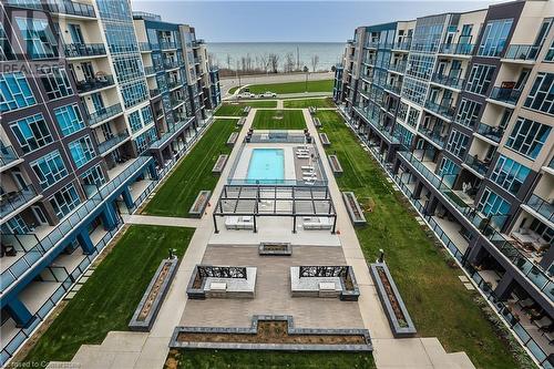 16 Concord Place Unit# 1006, Grimsby, ON -  With View