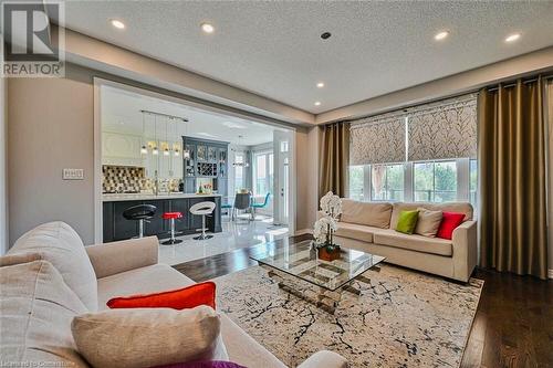 96 Antibes Drive, Brampton, ON - Indoor Photo Showing Living Room