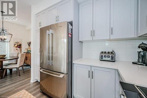 288 Glover Road Unit# 47, Stoney Creek, ON - Indoor Photo Showing Kitchen