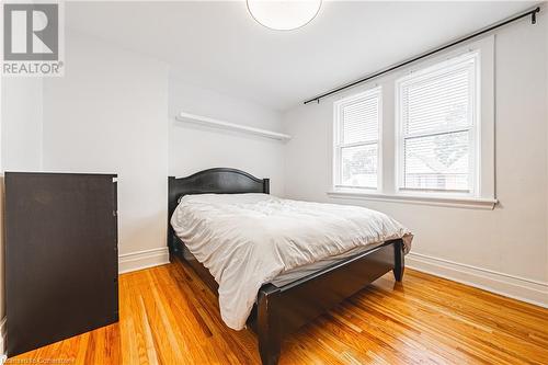 19 Belview Avenue, Hamilton, ON - Indoor Photo Showing Bedroom