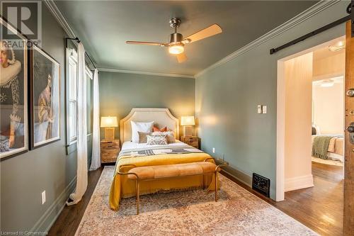 248 Province Street S, Hamilton, ON - Indoor Photo Showing Bedroom