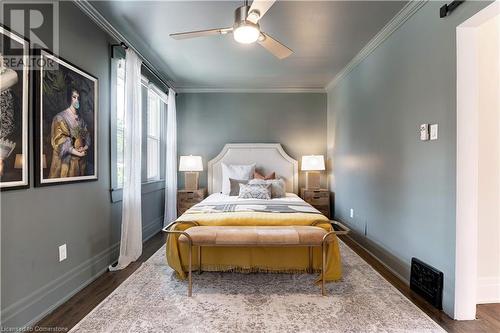 248 Province Street S, Hamilton, ON - Indoor Photo Showing Bedroom