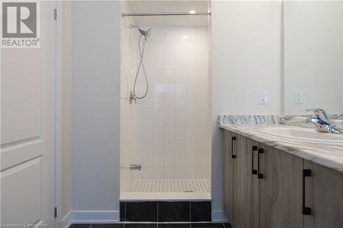 27 Aviron Crescent, Welland, ON - Indoor Photo Showing Bathroom