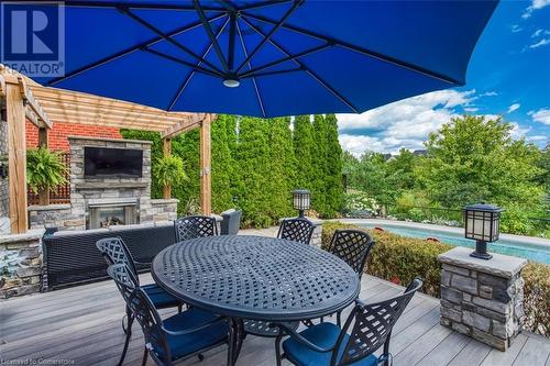 2185 Meadowland Drive, Oakville, ON - Outdoor With Deck Patio Veranda With Exterior