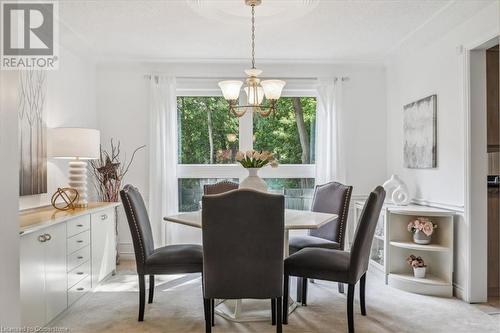 199 Penn Drive, Burlington, ON - Indoor Photo Showing Dining Room