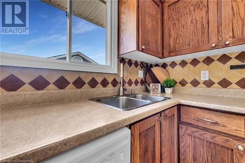 558 Ontario Street, St. Catharines, ON - Indoor Photo Showing Kitchen With Double Sink