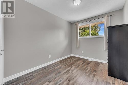 558 Ontario Street, St. Catharines, ON - Indoor Photo Showing Other Room