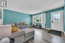 558 Ontario Street, St. Catharines, ON  - Indoor Photo Showing Living Room 