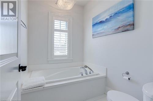 87 Parker Avenue, Ancaster, ON - Indoor Photo Showing Bathroom