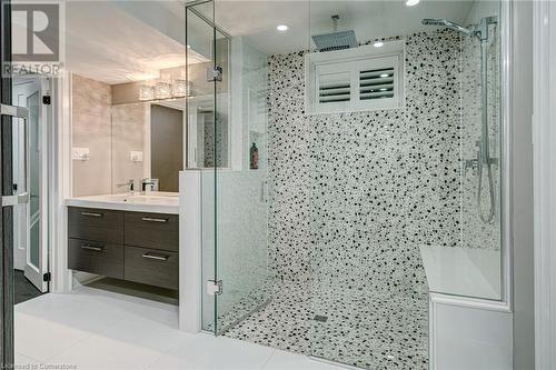 87 Parker Avenue, Ancaster, ON - Indoor Photo Showing Bathroom