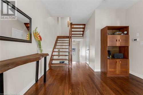 4131 Medland Drive, Burlington, ON - Indoor Photo Showing Other Room