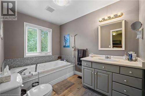 11616 Elizabeth Crescent, Wainfleet, ON - Indoor Photo Showing Bathroom