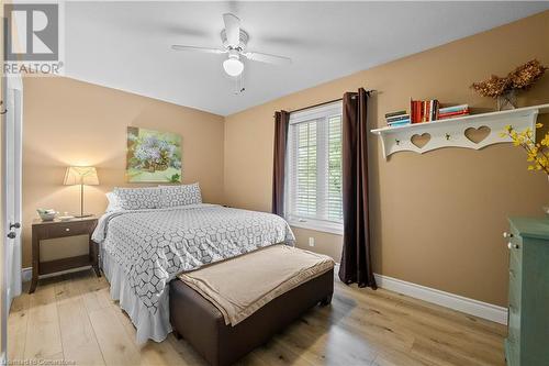 11616 Elizabeth Crescent, Wainfleet, ON - Indoor Photo Showing Bedroom