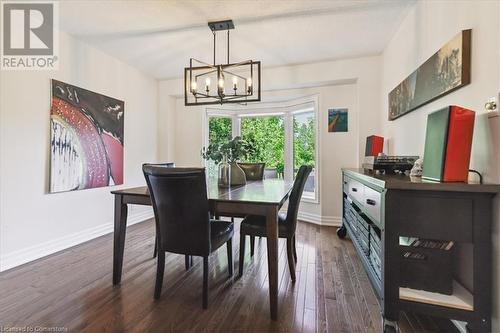 1286 Hammond Street, Burlington, ON - Indoor Photo Showing Dining Room