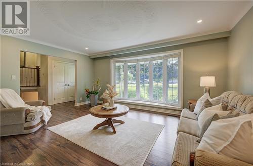 1242 Sheffield Road, Sheffield, ON - Indoor Photo Showing Living Room