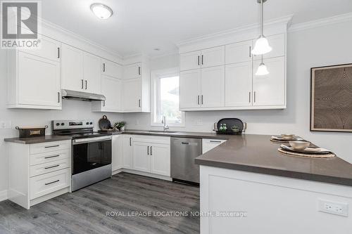 12 Natures Trail, Wasaga Beach, ON - Indoor Photo Showing Kitchen With Stainless Steel Kitchen With Upgraded Kitchen