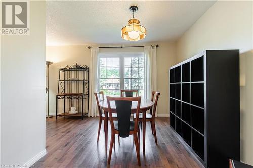 294 Parkside Drive, Hamilton, ON - Indoor Photo Showing Dining Room