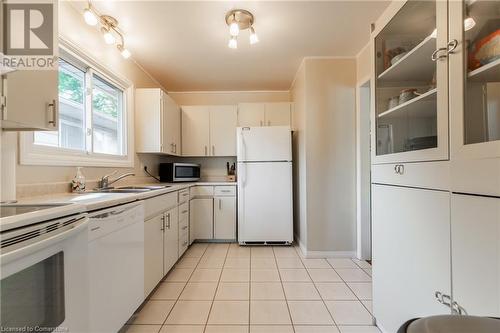 294 Parkside Drive, Hamilton, ON - Indoor Photo Showing Kitchen With Double Sink