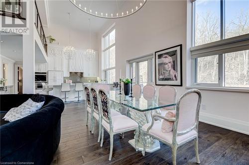 397 King Street W Unit# 215, Dundas, ON - Indoor Photo Showing Dining Room