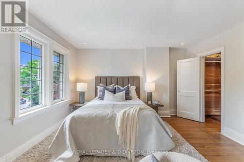 10 Glencairn Avenue, Toronto (Lawrence Park South), ON - Indoor Photo Showing Bedroom