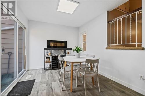 2185 Fairchild Boulevard Unit# 2, Burlington, ON - Indoor Photo Showing Dining Room