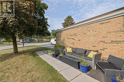 2185 Fairchild Boulevard Unit# 2, Burlington, ON - Outdoor