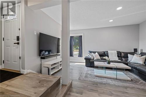 2185 Fairchild Boulevard Unit# 2, Burlington, ON - Indoor