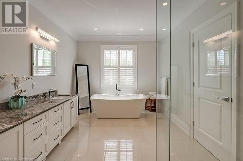 513 Woodview Road, Burlington, ON - Indoor Photo Showing Bathroom