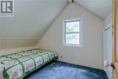 94 Sutherland Street W, Caledonia, ON - Indoor Photo Showing Bedroom