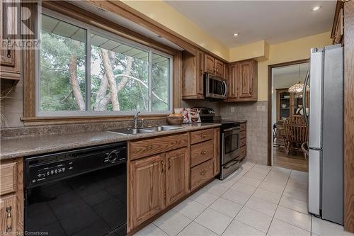 1345 Hixon Street, Oakville, ON - Indoor Photo Showing Kitchen With Double Sink