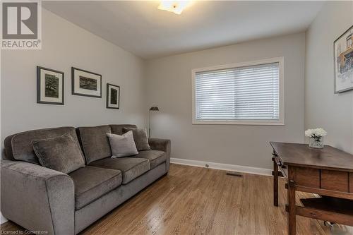 1345 Hixon Street, Oakville, ON - Indoor Photo Showing Living Room