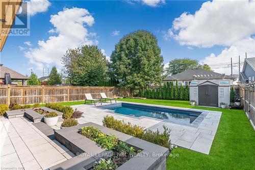 14 Tuscany Court, St. Catharines, ON - Outdoor With In Ground Pool With Backyard