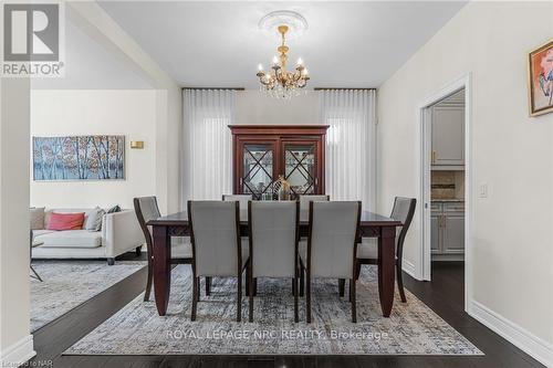 14 Tuscany Court, St. Catharines, ON - Indoor Photo Showing Dining Room